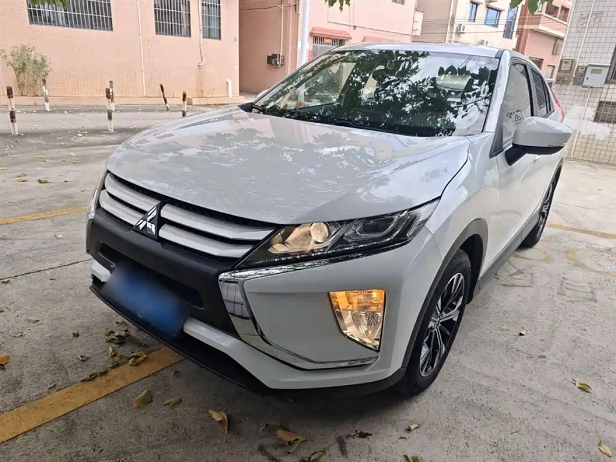 MITSUBISHI ECLIPSE CROSS  2019