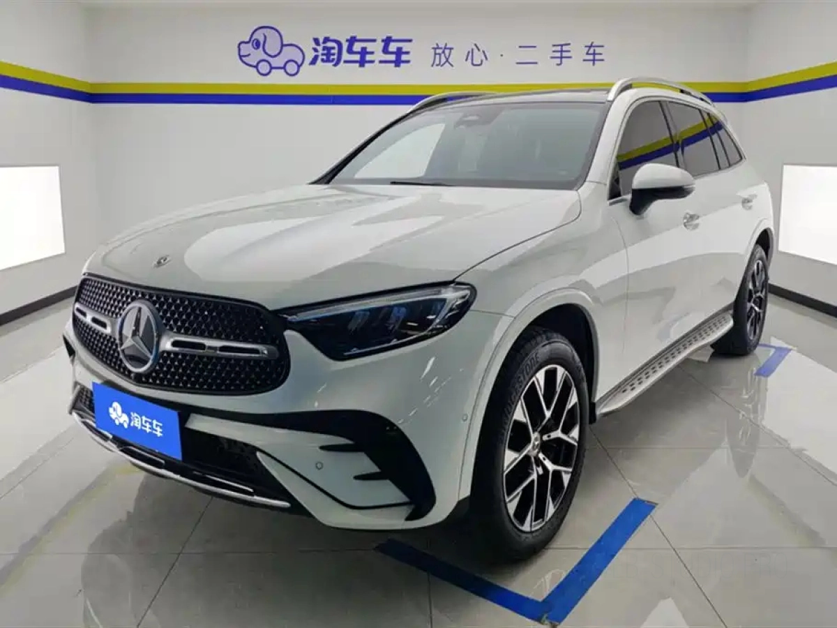 MERCEDES BENZ GLC