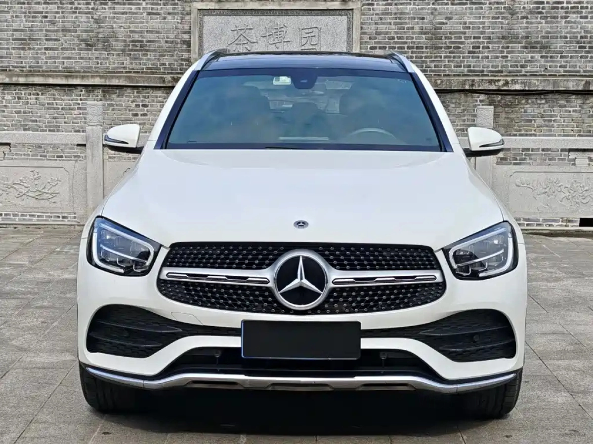 MERCEDES BENZ GLC