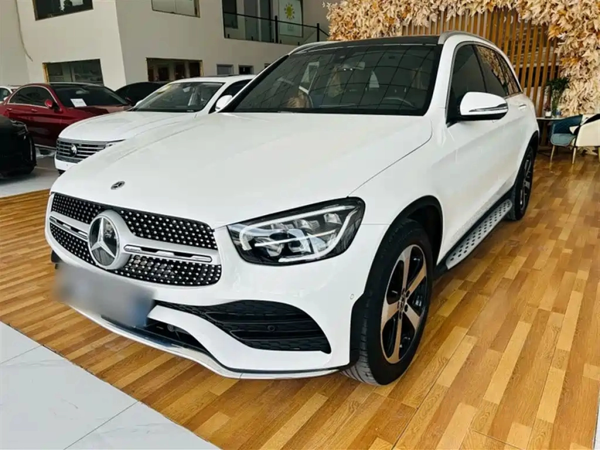 MERCEDES BENZ GLC