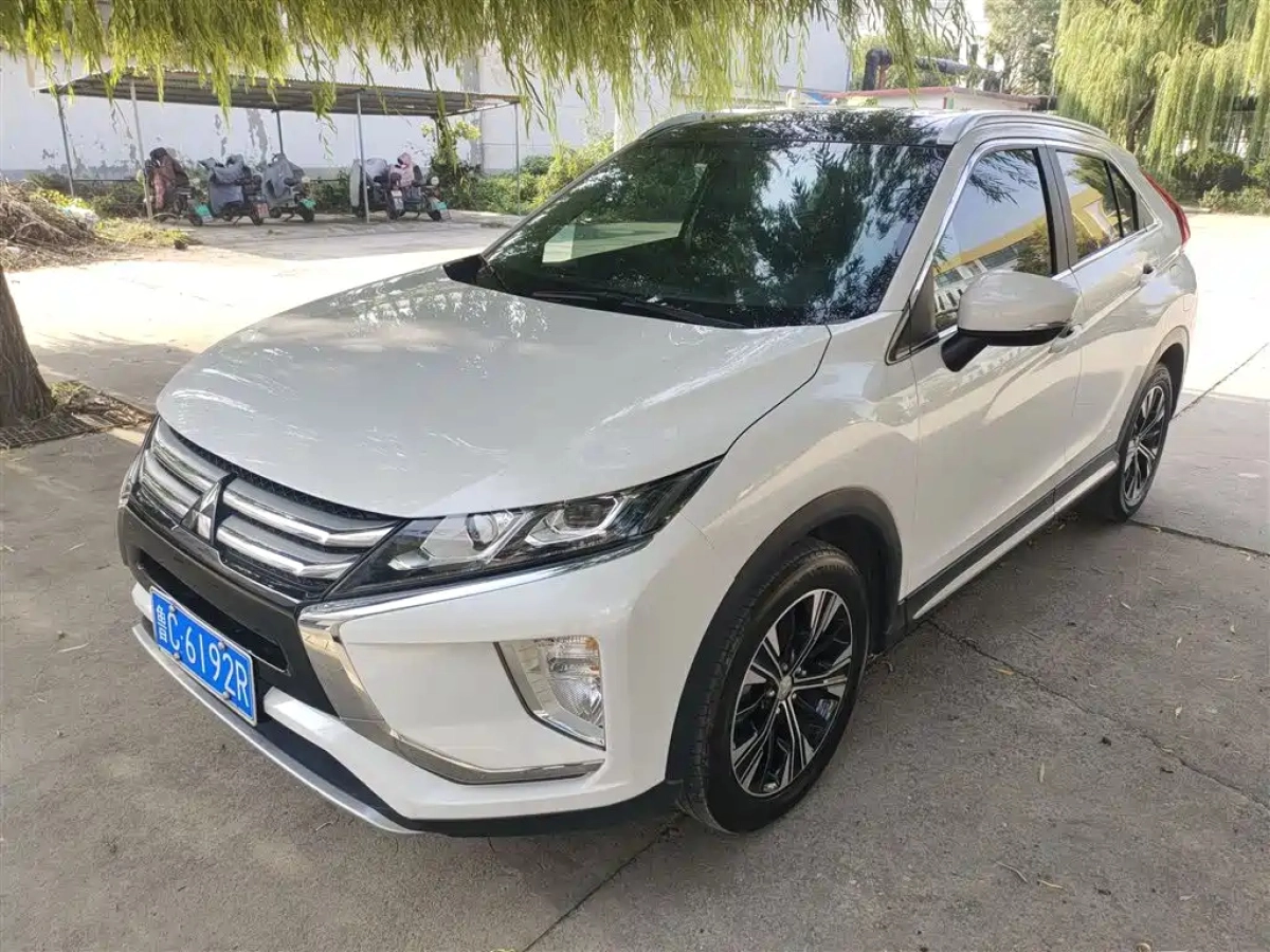 MITSUBISHI ECLIPSE CROSS  2020