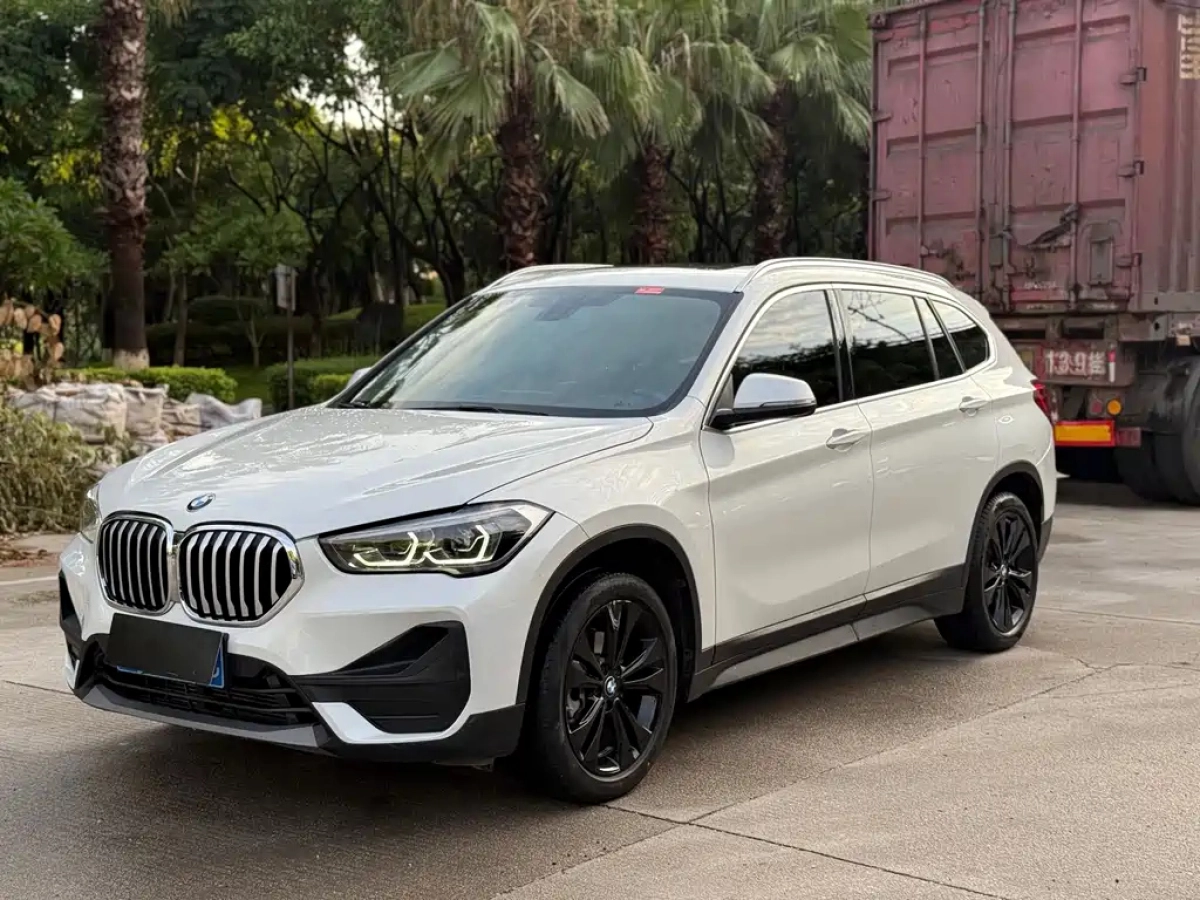BMW X1  2021