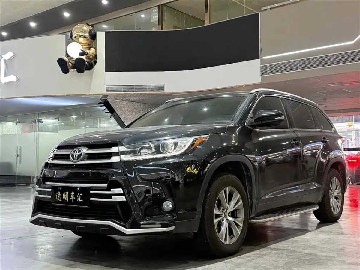 TOYOTA HIGHLANDER  2021