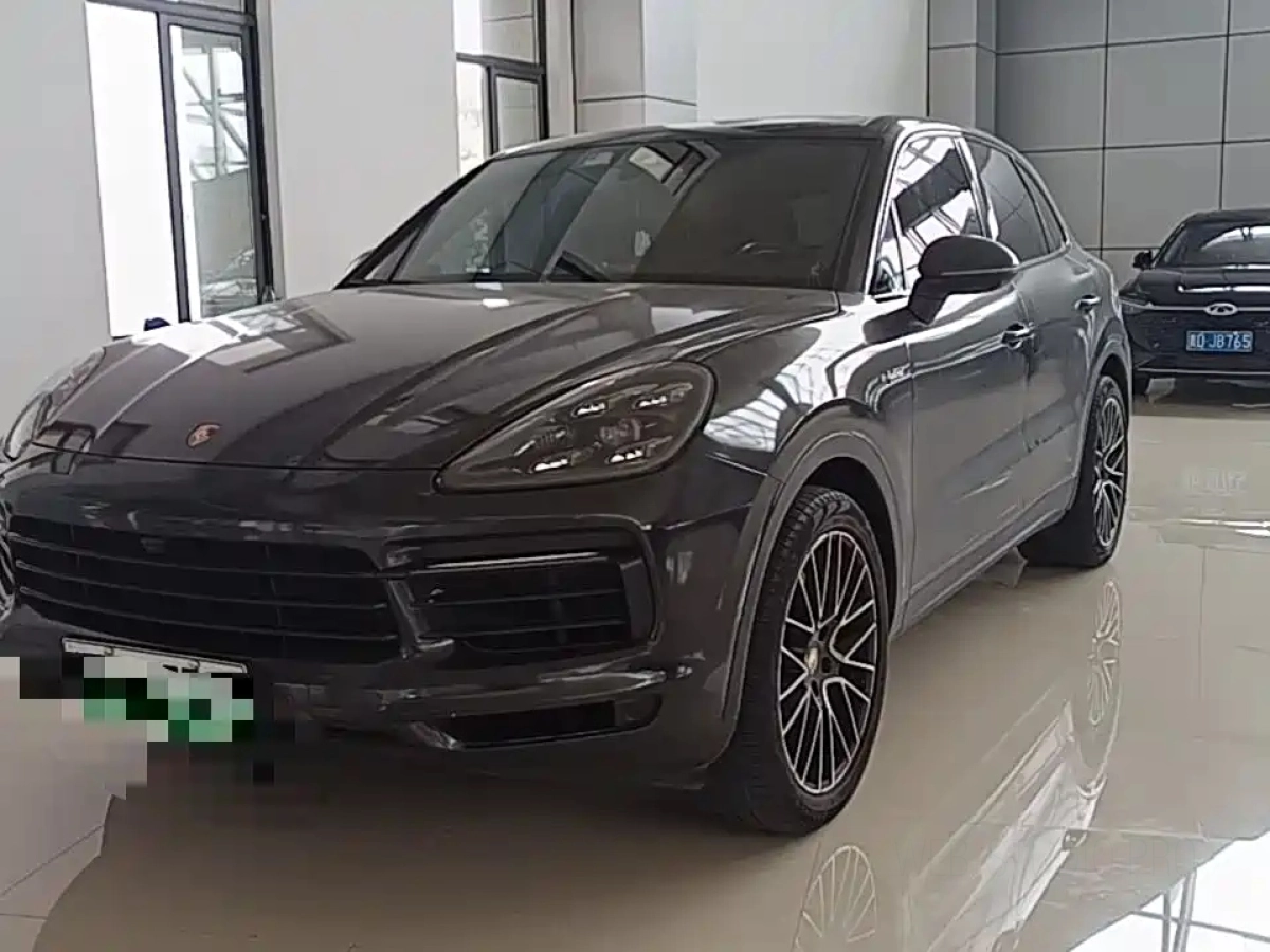 PORSCHE CAYENNE NEW ENERGY  2019