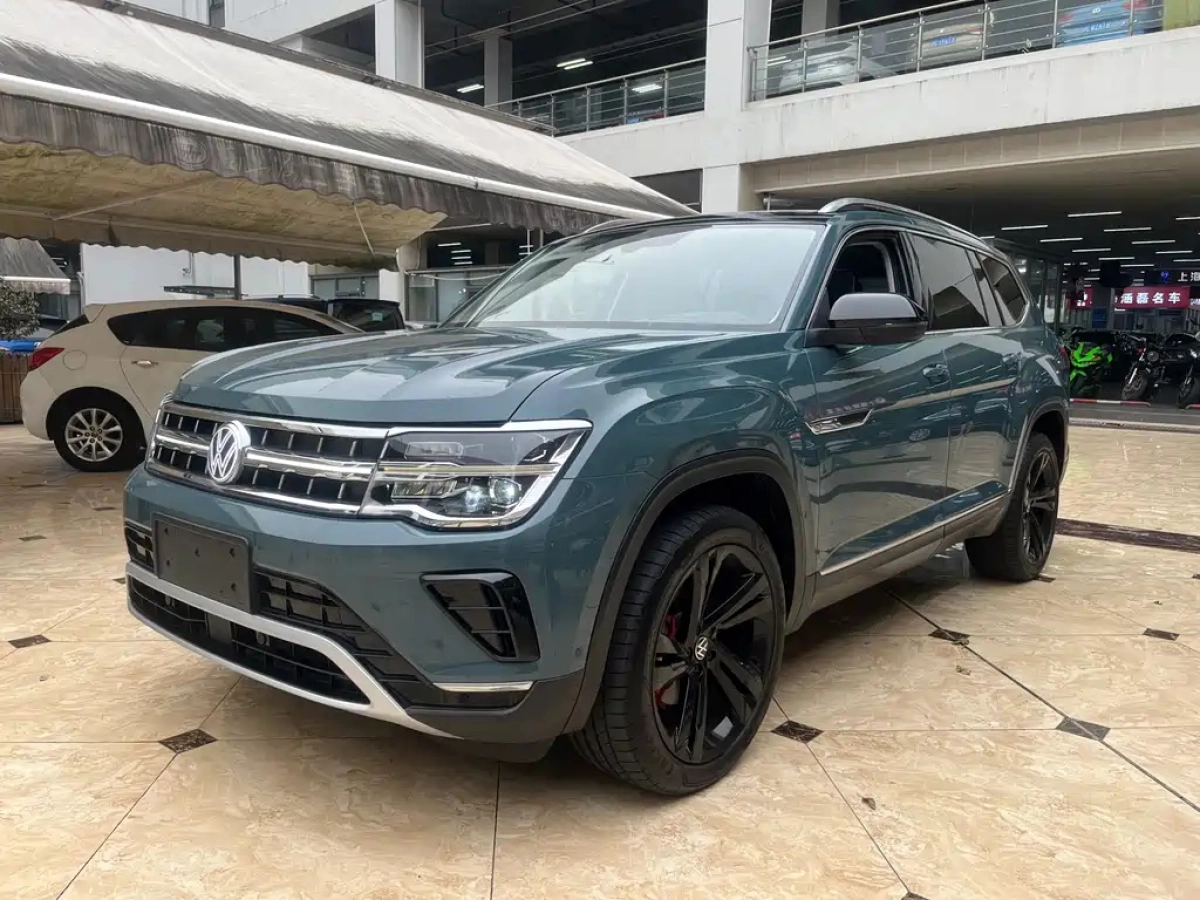 VOLKSWAGEN TERAMONT  2025