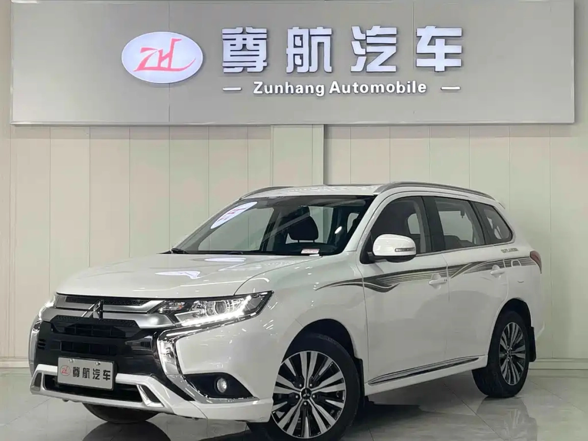 MITSUBISHI OUTLANDER  2022