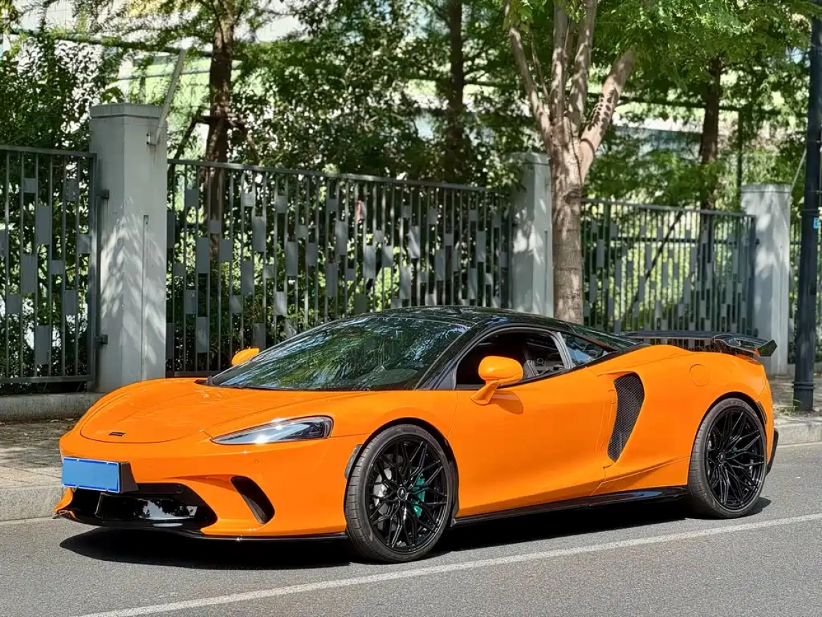 MCLAREN GT  2021
