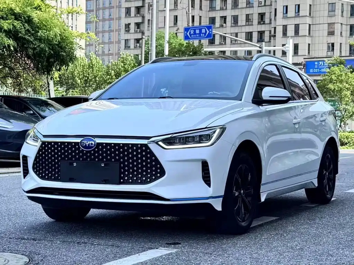 BYD E2  2022