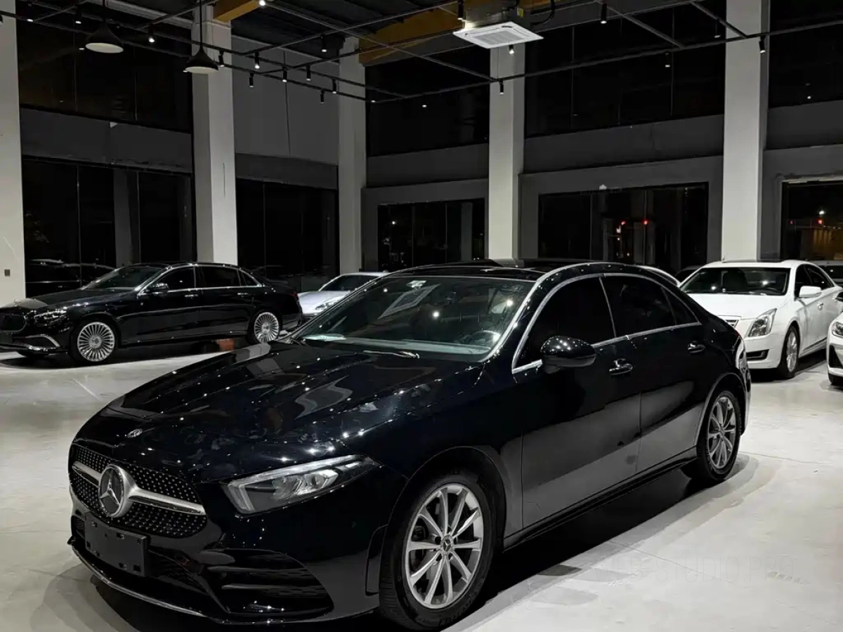 MERCEDES BENZ A-CLASS  2019