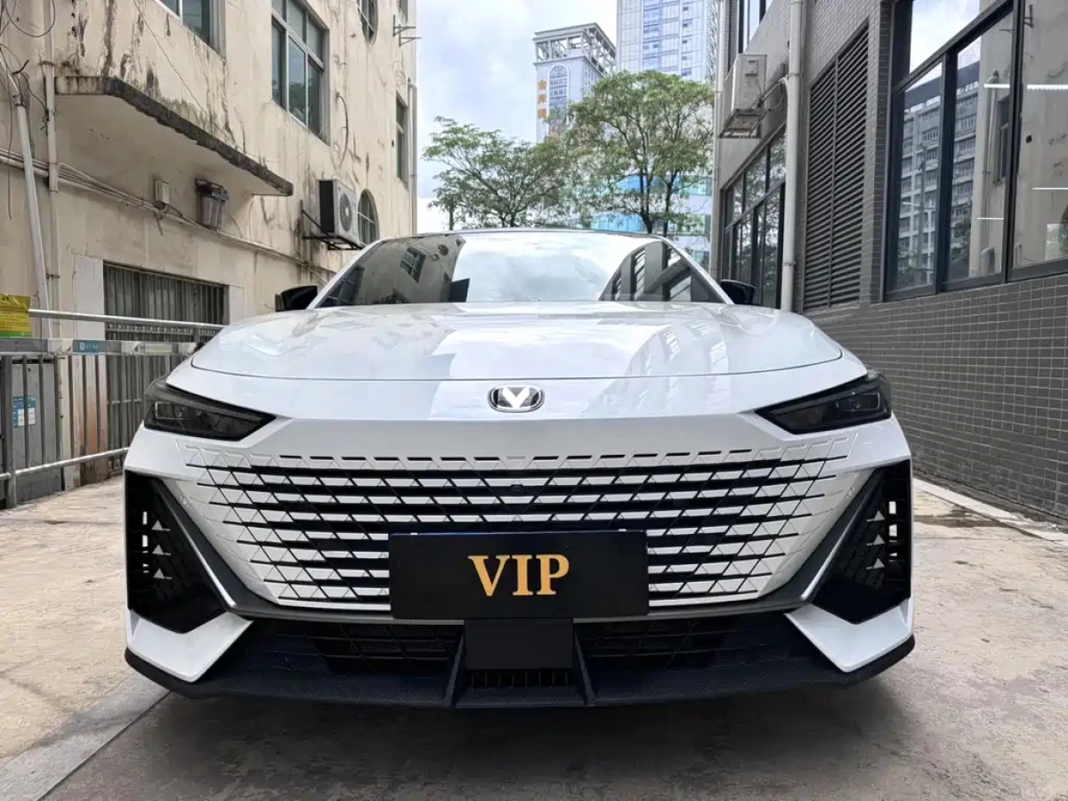 CHANGAN UNI-V