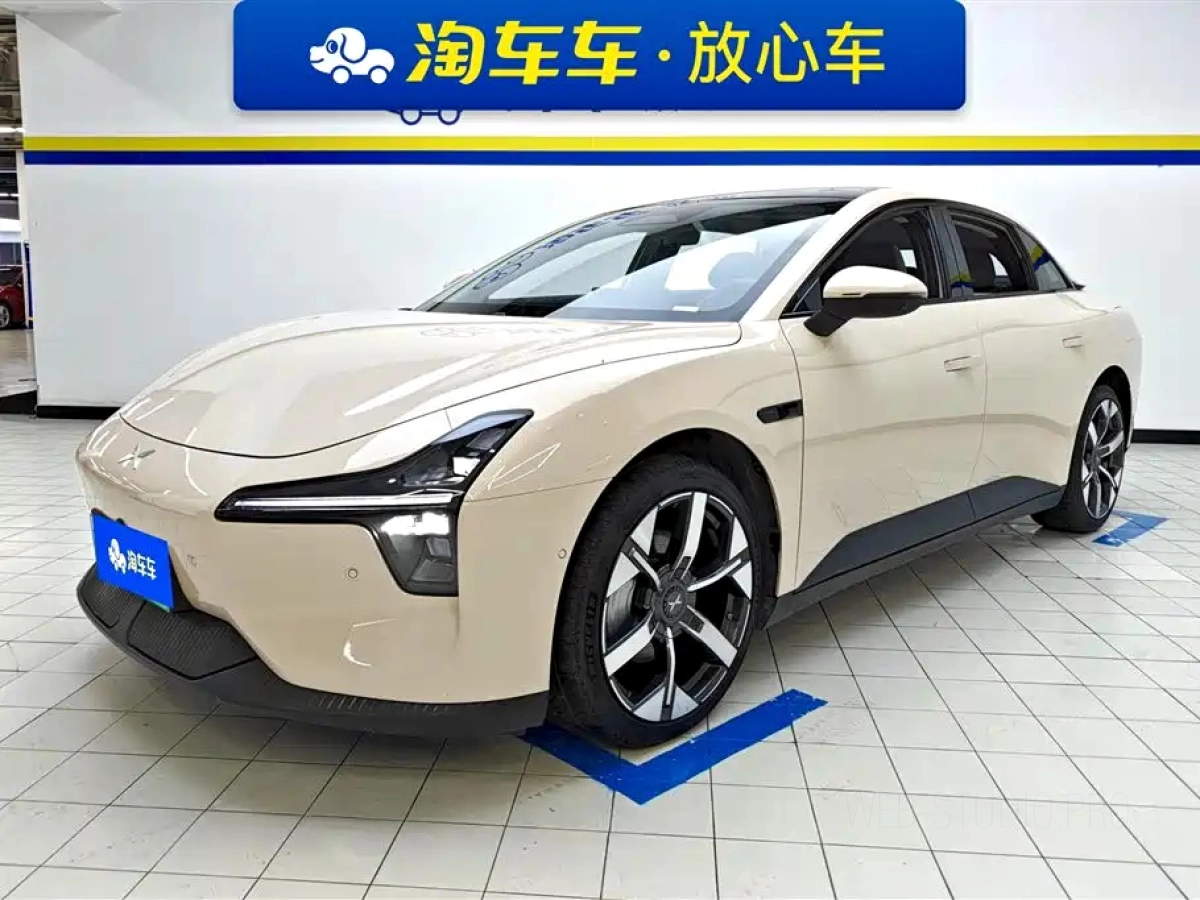 XPENG MOTORS MONA M03