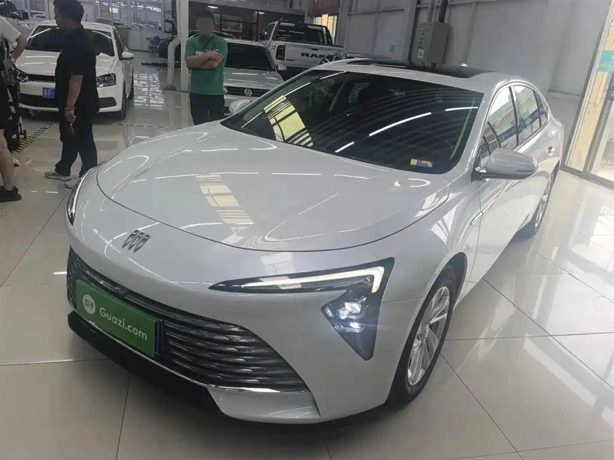 BUICK LACROSSE  2025