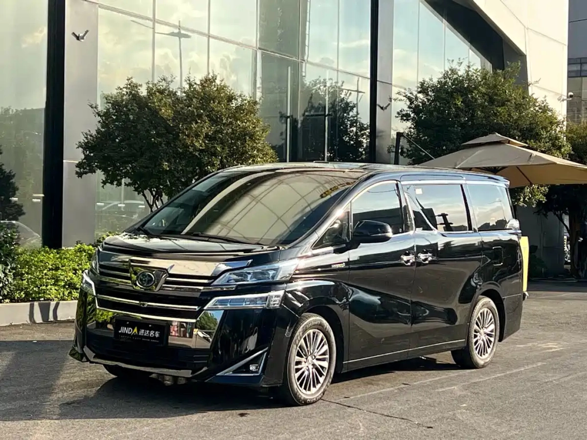 TOYOTA VELLFIRE
