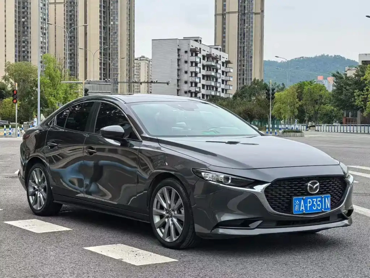 MAZDA 3 AXELA