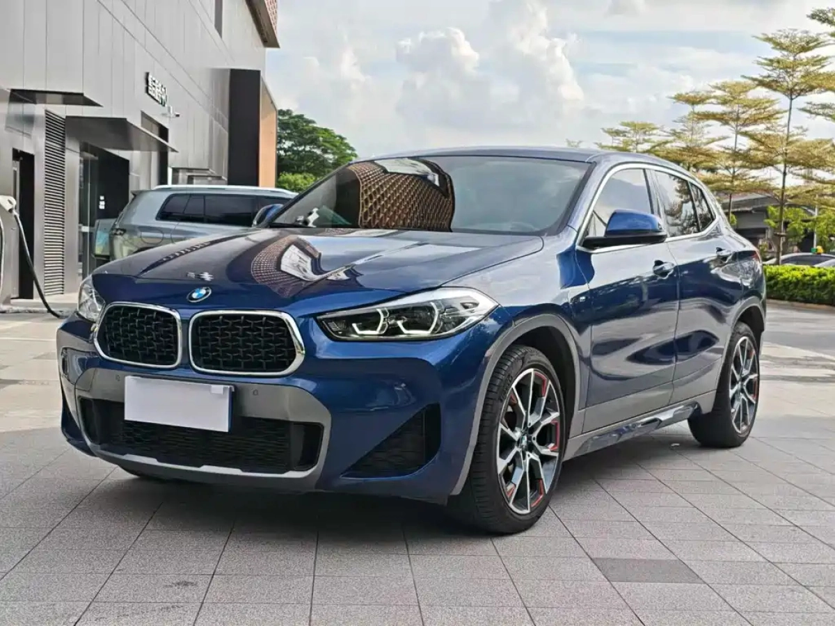BMW X2