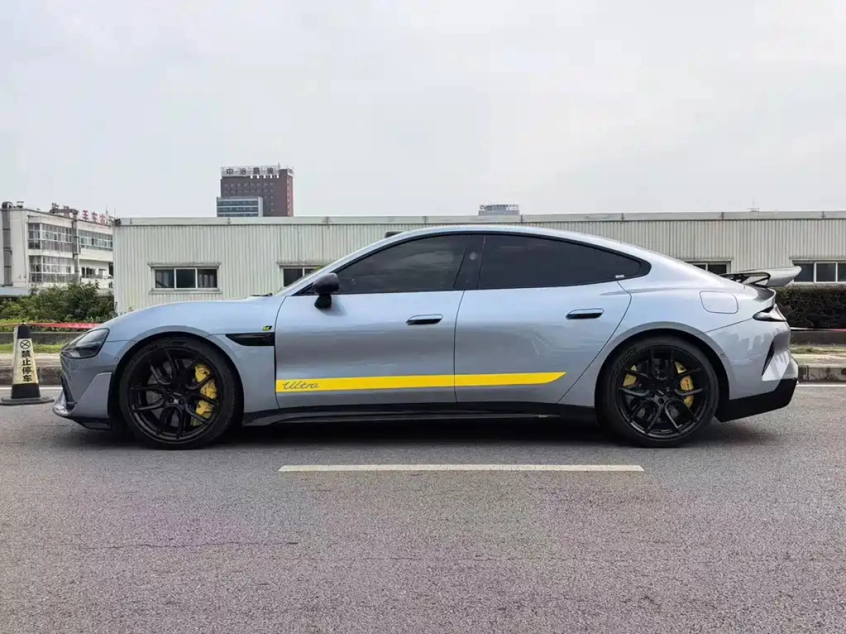 XIAOMI AUTO SU7 ULTRA