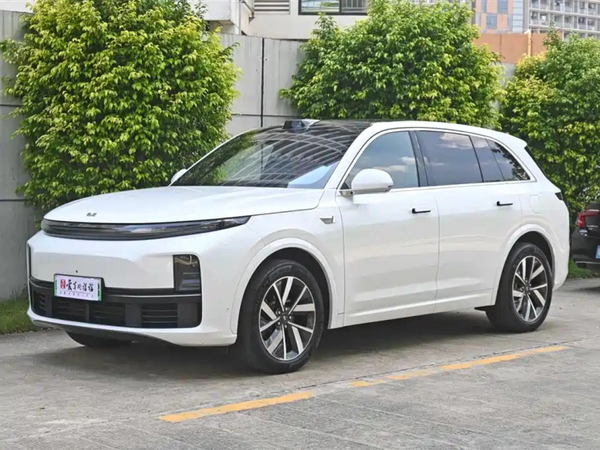 LI AUTO L7  2023