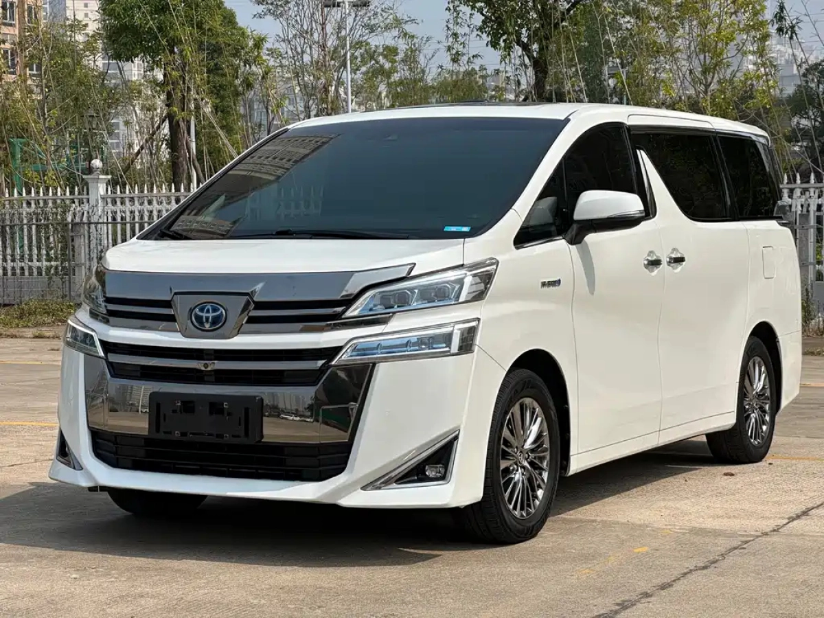 TOYOTA VELLFIRE