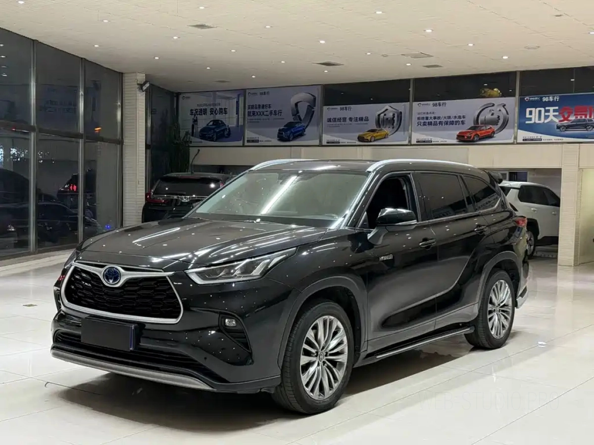 TOYOTA HIGHLANDER  2021