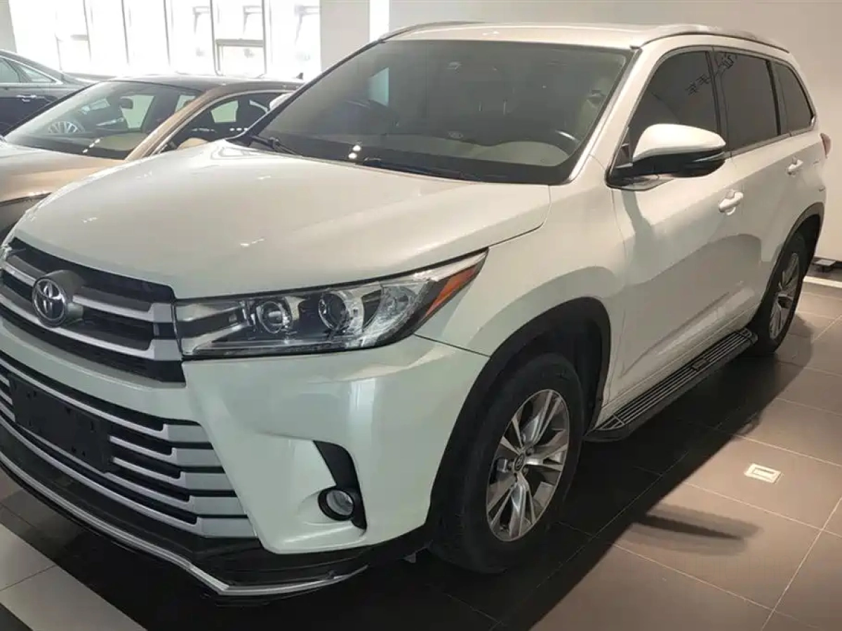 TOYOTA HIGHLANDER  2021