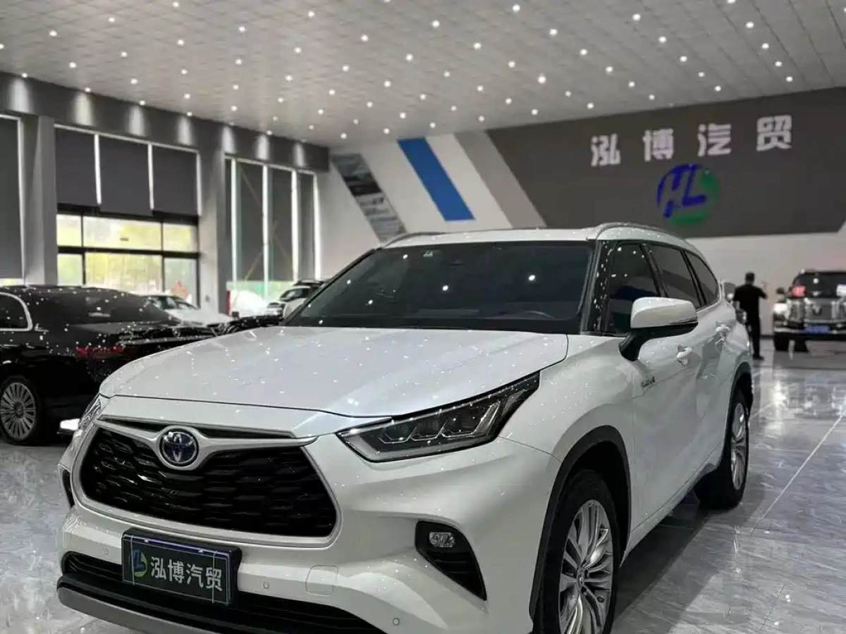 TOYOTA HIGHLANDER  2024