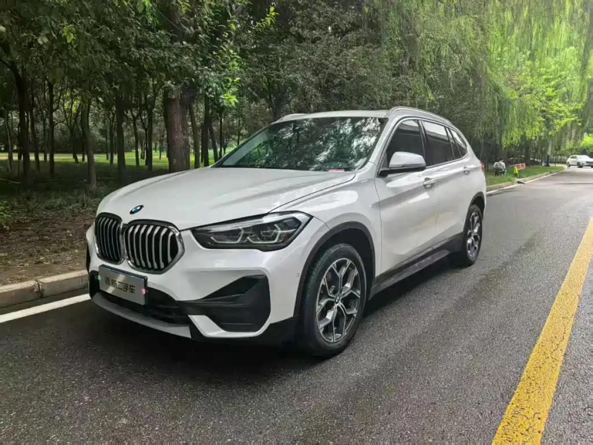 BMW X1  2020