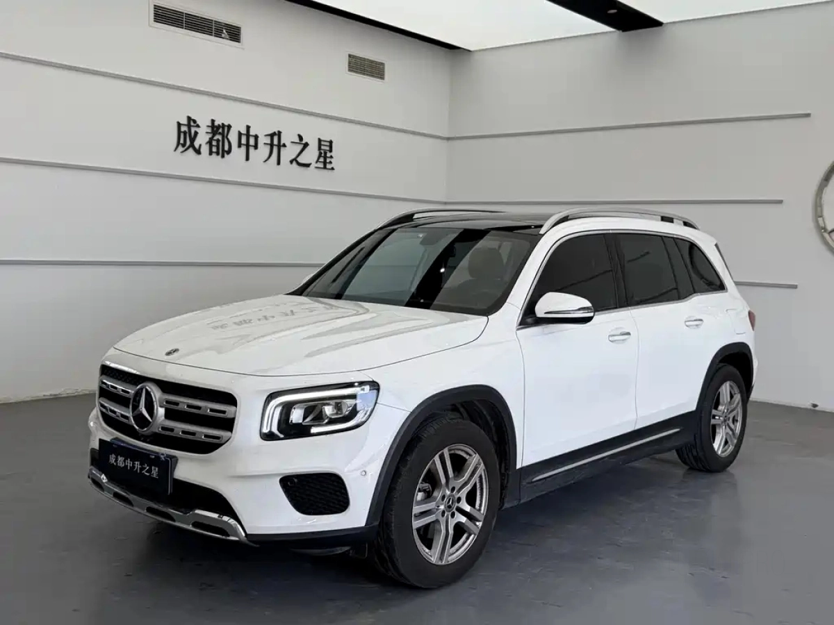 MERCEDES BENZ GLB