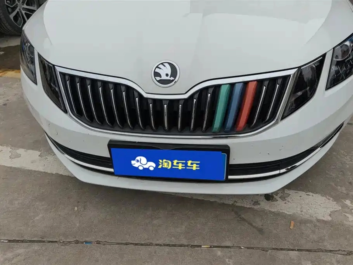 SKODA OCTAVIA