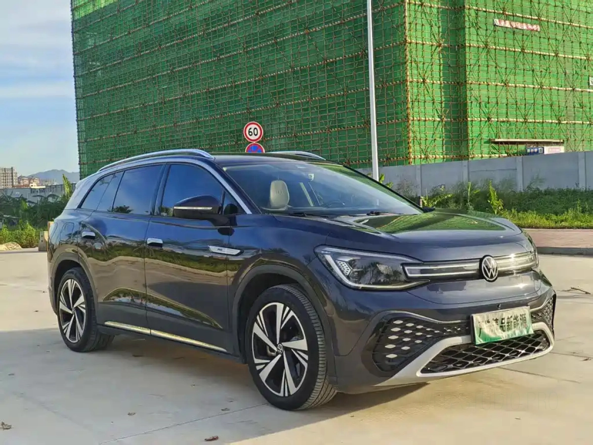 VOLKSWAGEN ID.6 CROZZ