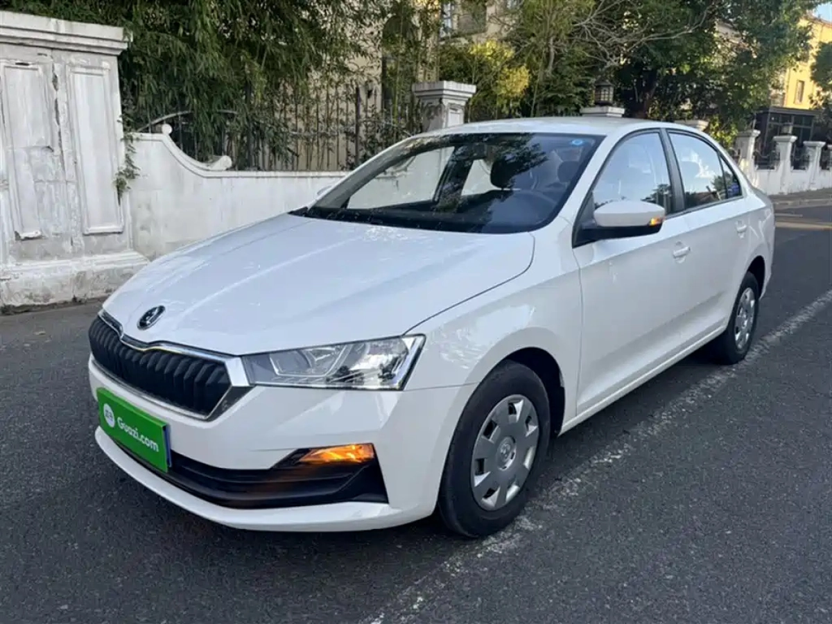 SKODA RAPID  2022