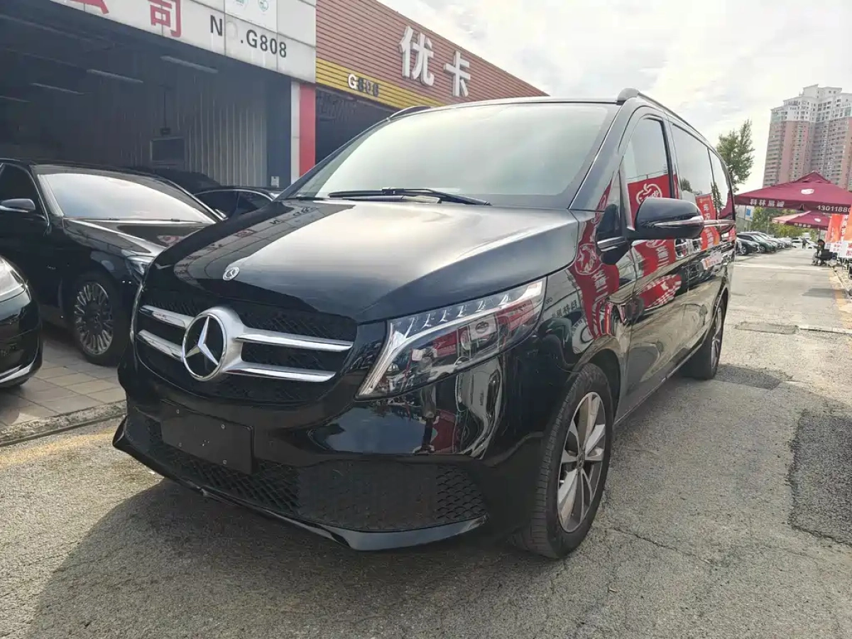 MERCEDES BENZ V-CLASS  2023