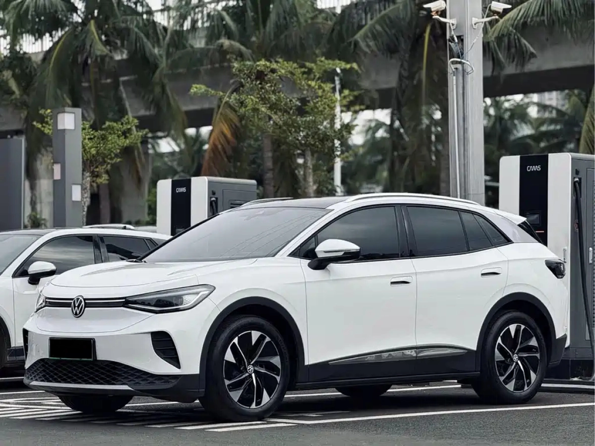 VOLKSWAGEN ID.4 CROZZ  2025