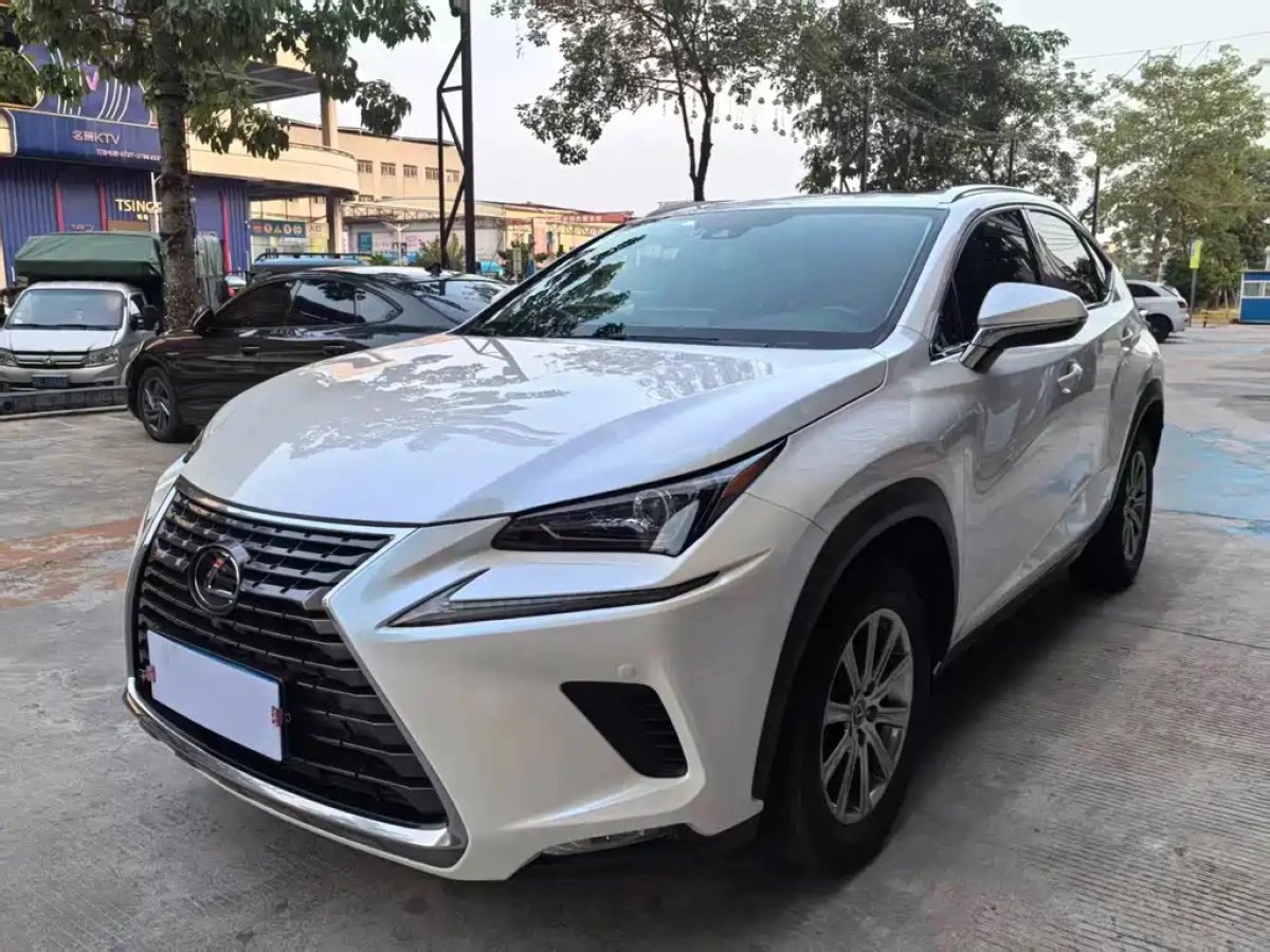 LEXUS NX