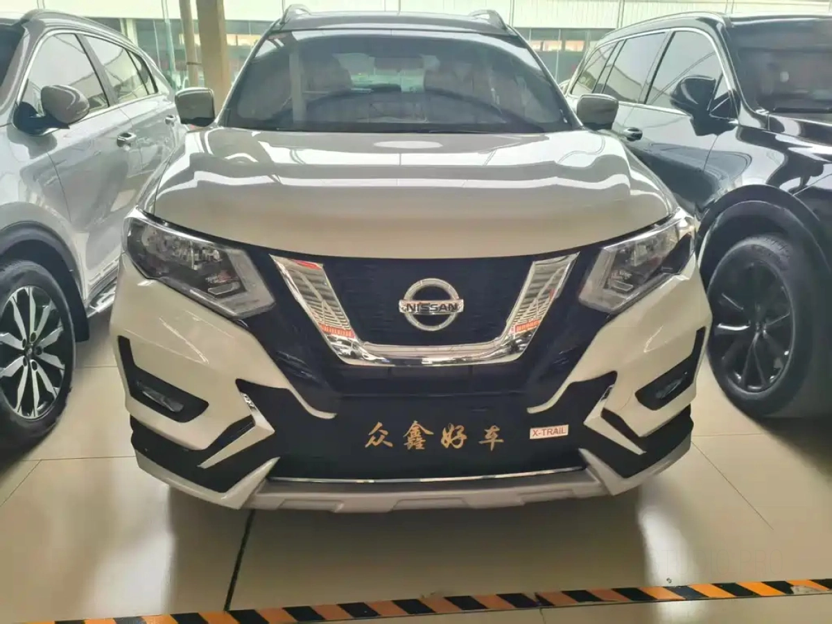 NISSAN X-TRAIL