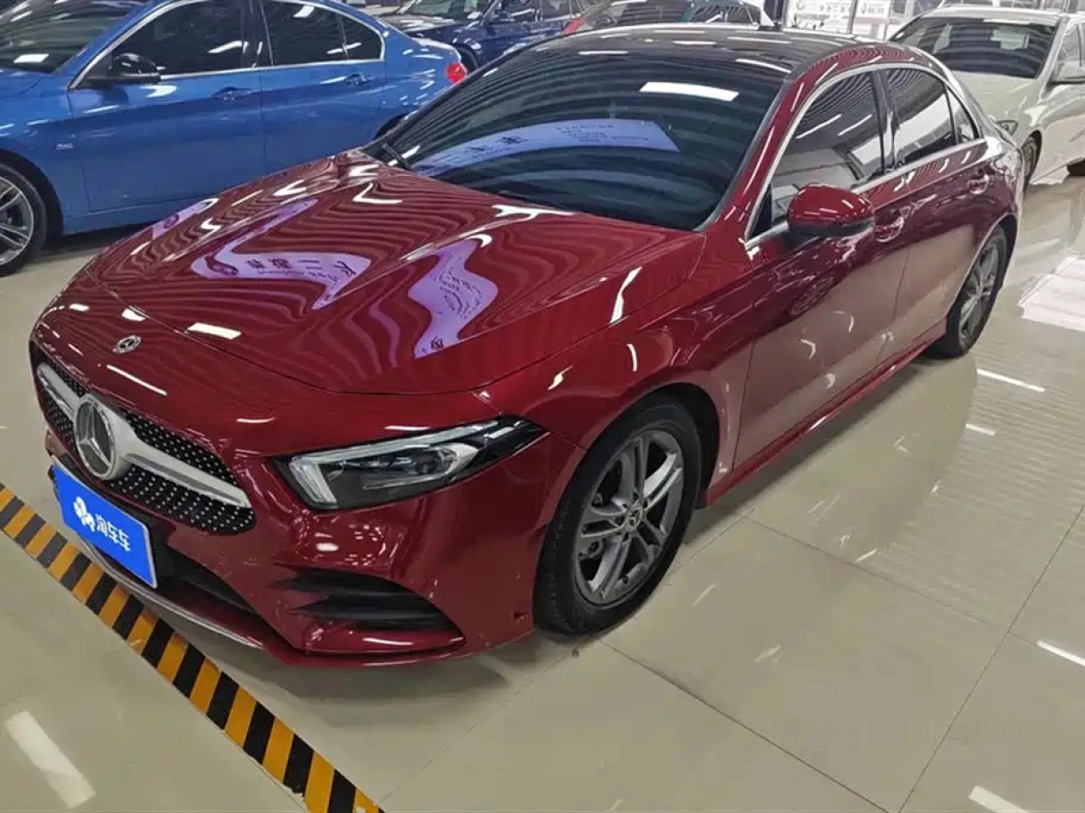 MERCEDES BENZ A-CLASS  2020