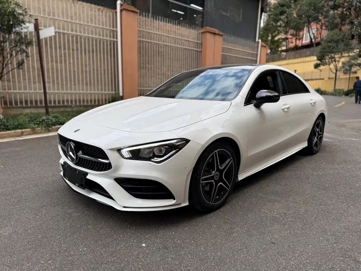 MERCEDES BENZ CLA  2021