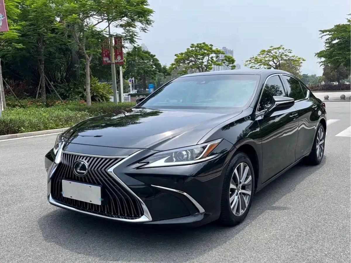 LEXUS ES  2021