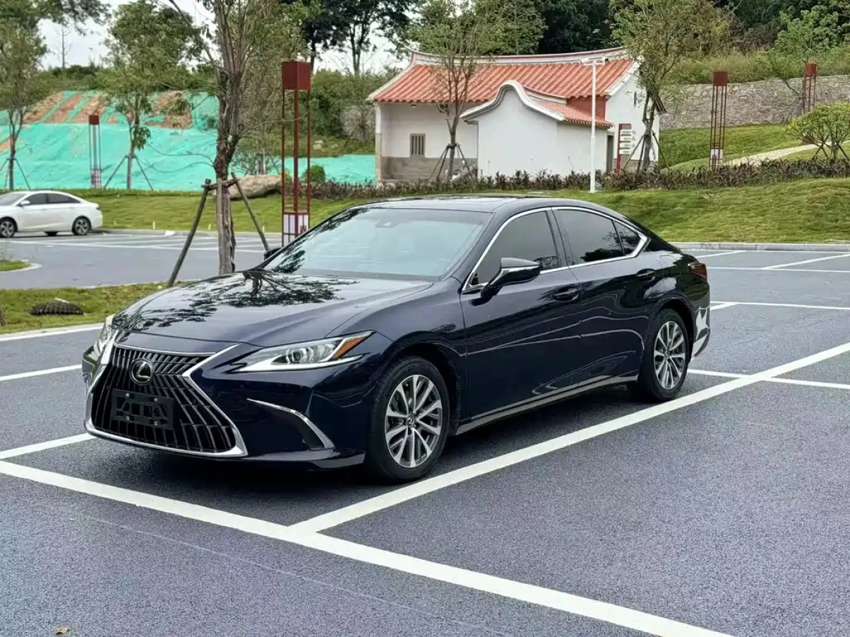 LEXUS ES  2022