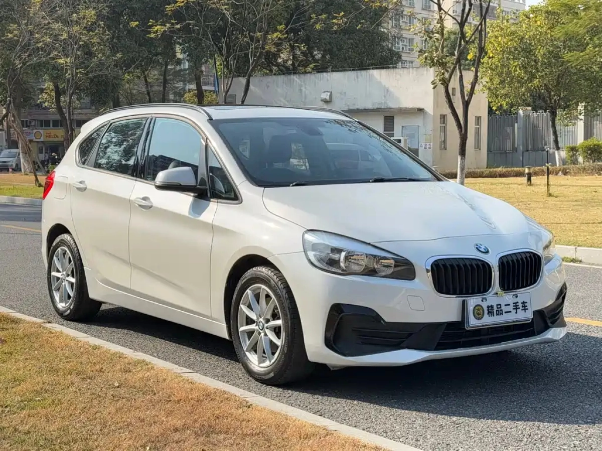 BMW 2-SERIES STATION WAGON
