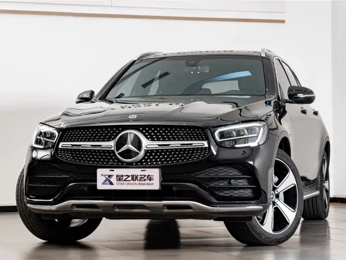 MERCEDES BENZ GLC