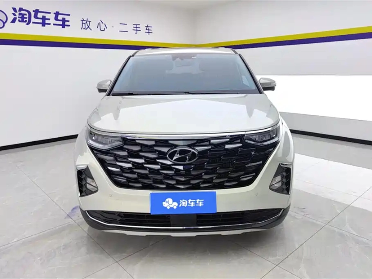 HYUNDAI CUSTO
