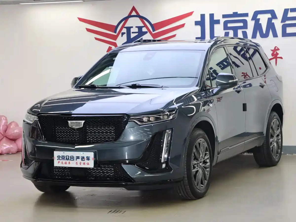 CADILLAC XT6