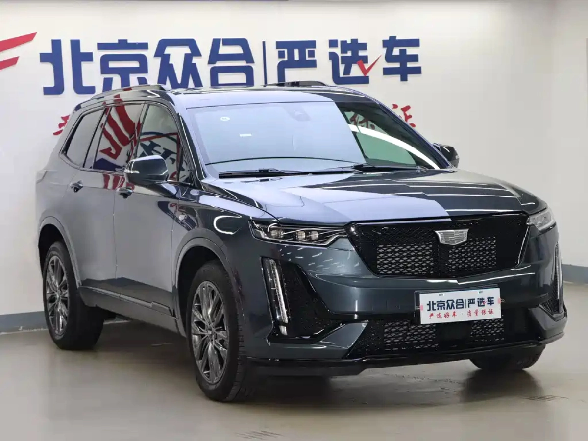CADILLAC XT6