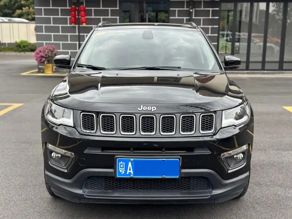 JEEP COMPASS