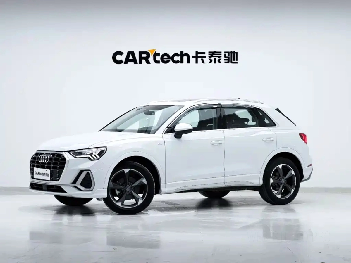 AUDI Q3  2019