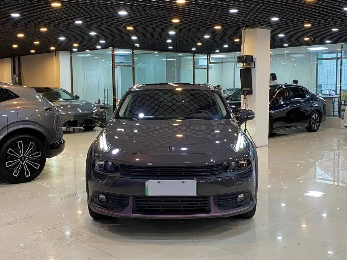 LYNK&CO 02 NEW ENERGY