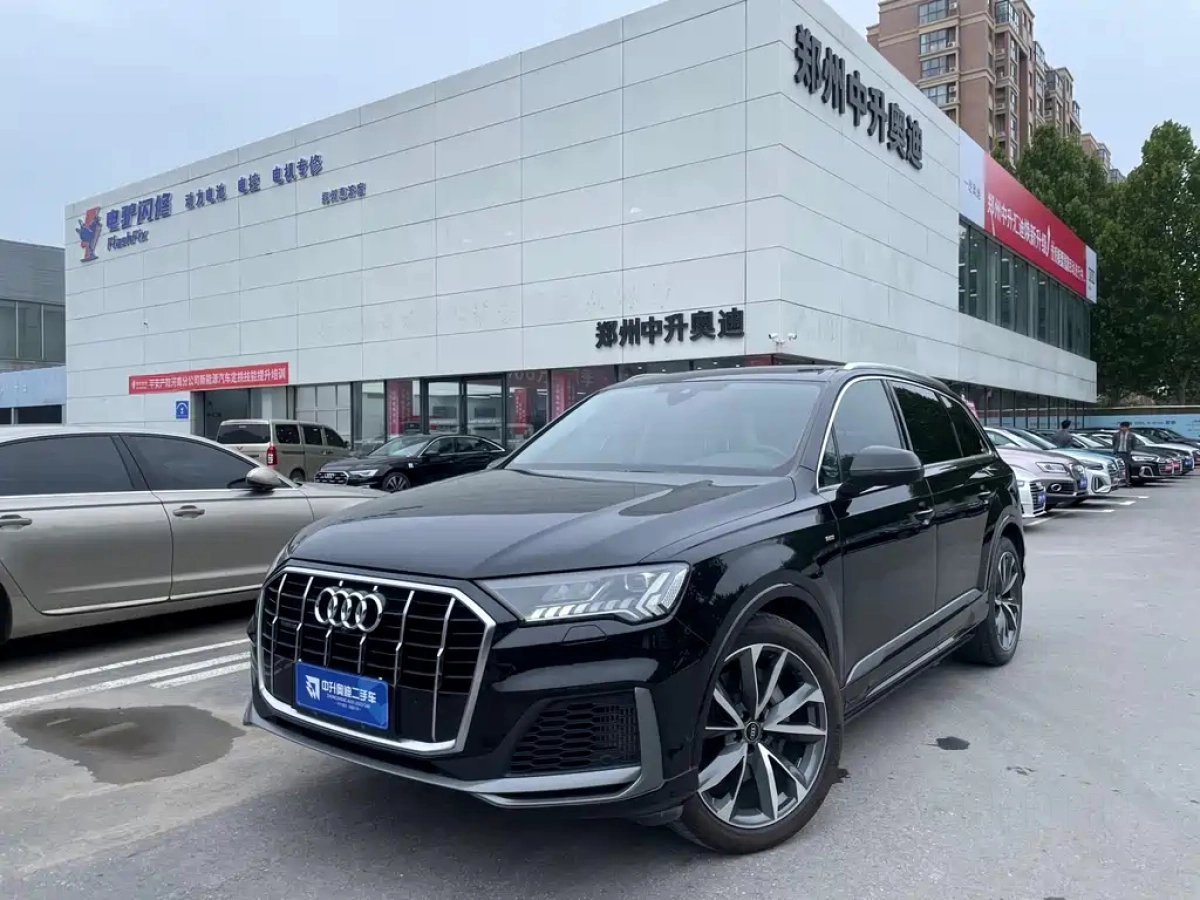 AUDI Q7