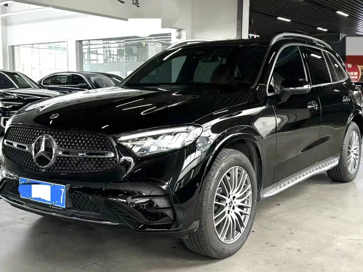 MERCEDES BENZ GLC