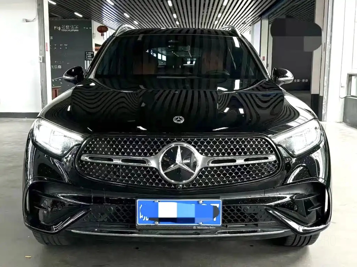 MERCEDES BENZ GLC