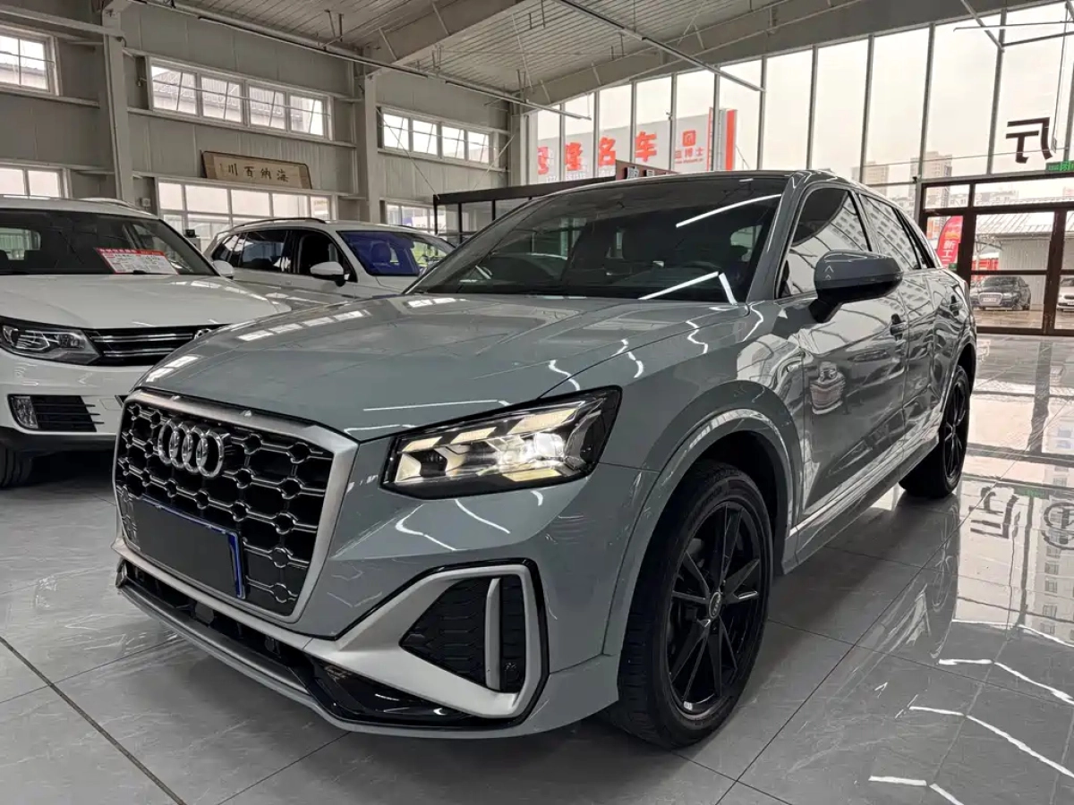 AUDI Q2L